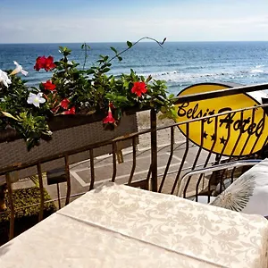 https://hotel-bel-sit-alassio.hotelitalianriviera.com
